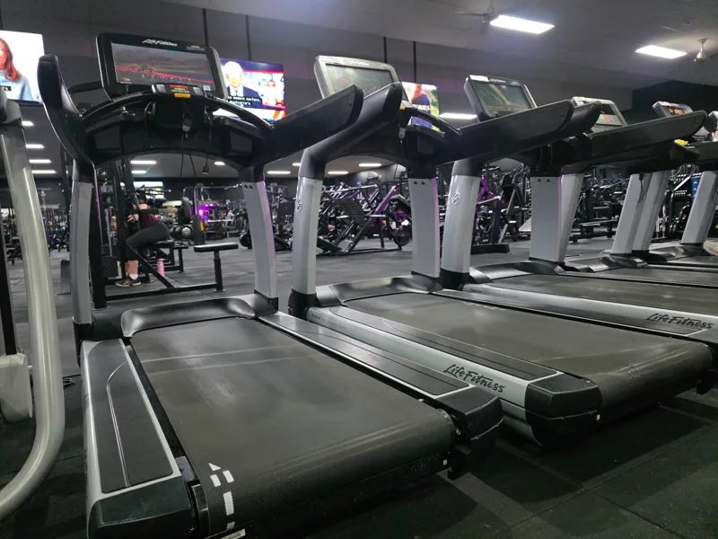 Life Fitness 95T Elevation Series Treadmill, Cardio, NXT GEN Fitness Equipment