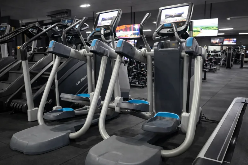 Precor AMT 885, Cardio, NXT GEN Fitness Equipment